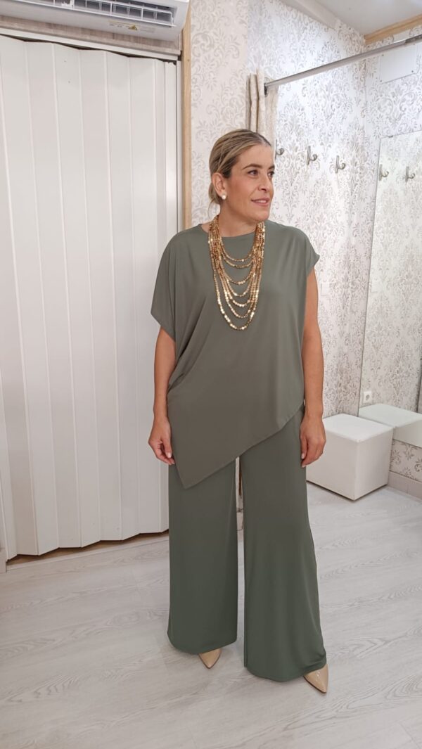 CONJUNTO ASIMETRICO